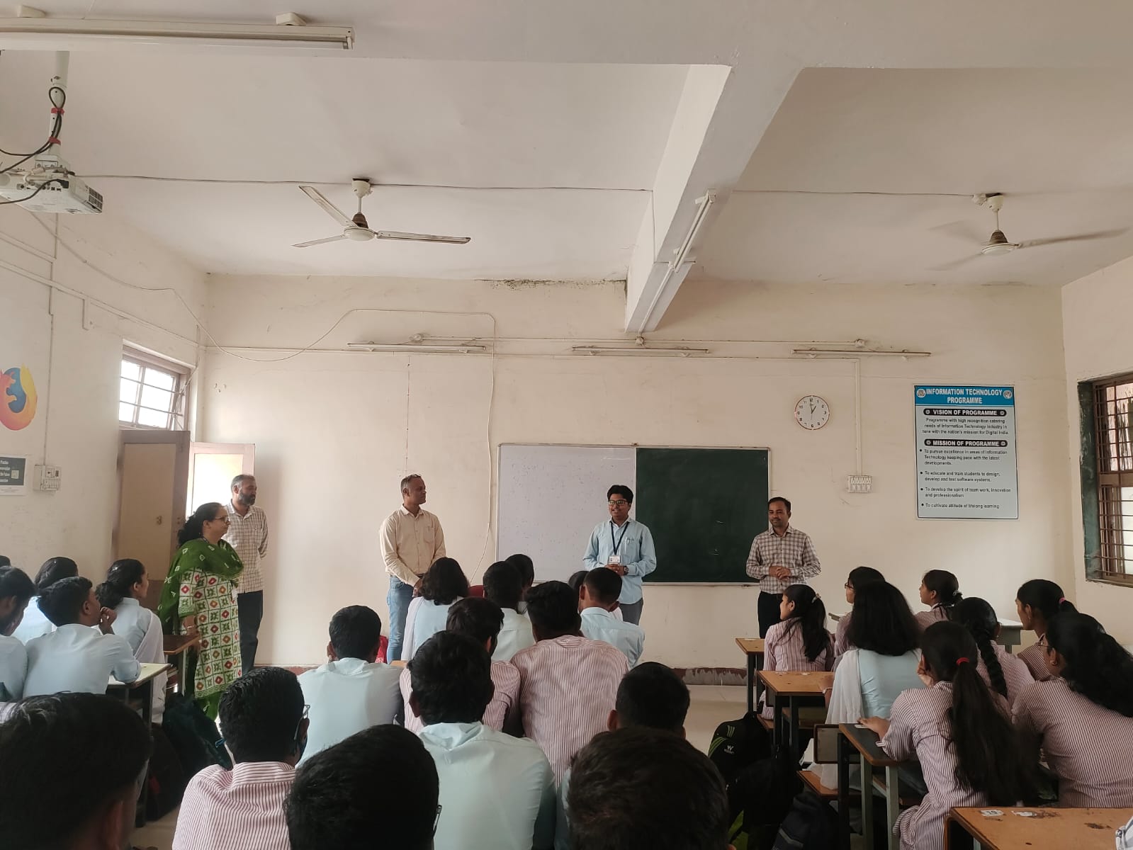 Students attending fintech lecture